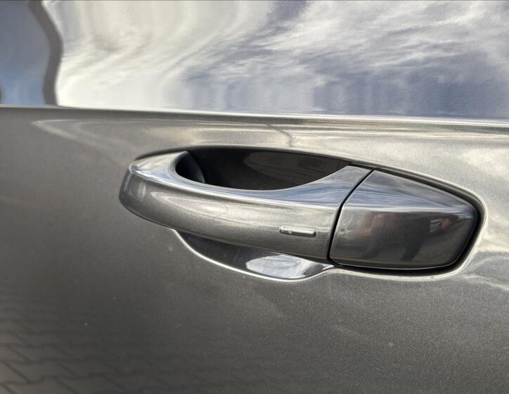 Volkswagen Arteon Liftback 2,0 l 206 kw