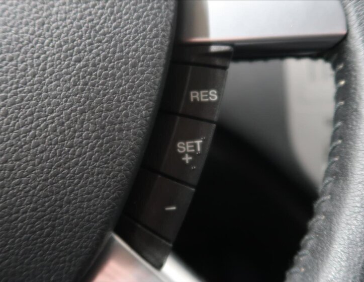 Ford Kuga SUV / Terénní 2,0 l 103 kw