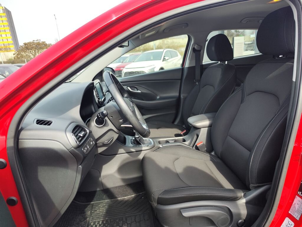 Hyundai i30 Liftback 1,4 l 103 kw