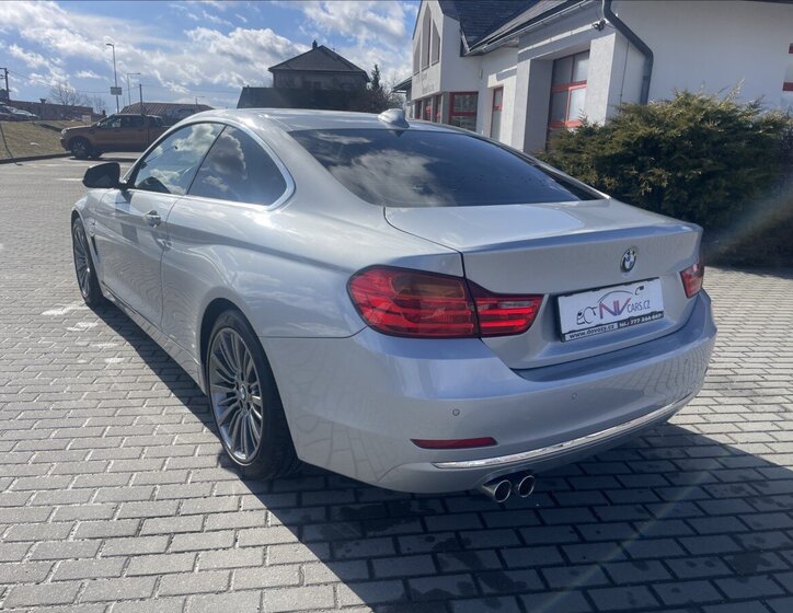 BMW Řada 4 Kupé 2,0 l 140 kw