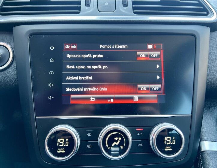 Renault Kadjar SUV 1,5 l 85 kw