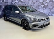 Volkswagen Golf Kombi 2,0 l 221 kw