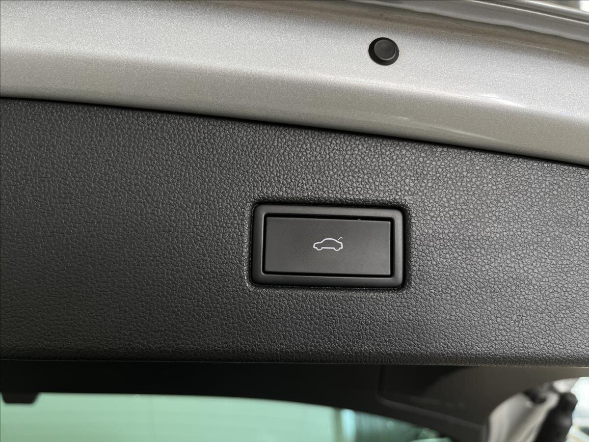 Volkswagen Tiguan SUV / Terénní 1,5 l 110 kw