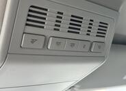 Volkswagen Multivan 38