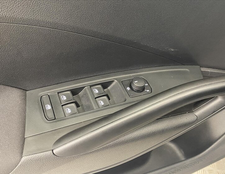 Škoda Fabia Hatchback 999,0 70 kw