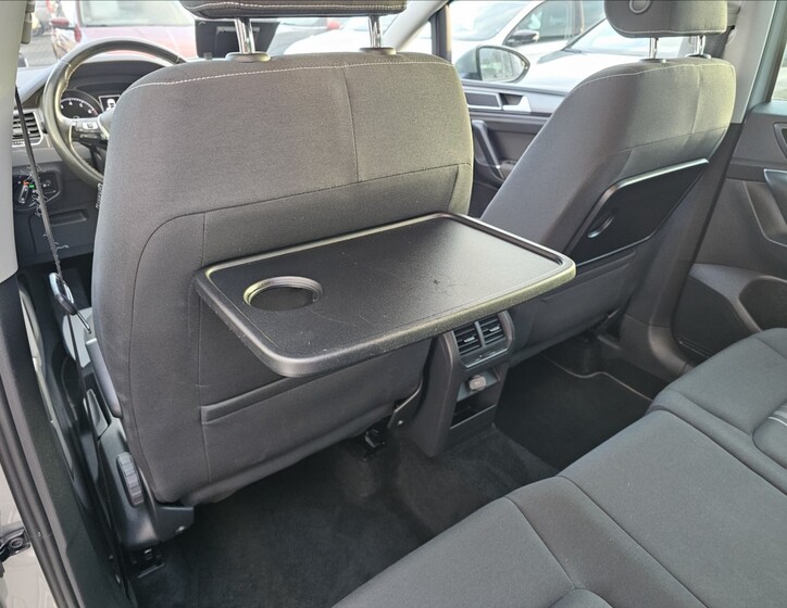 Volkswagen Golf Sportsvan 29