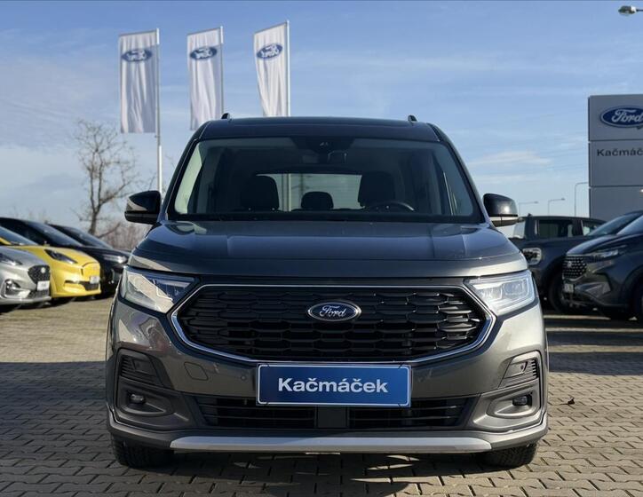 Ford Tourneo Connect 8