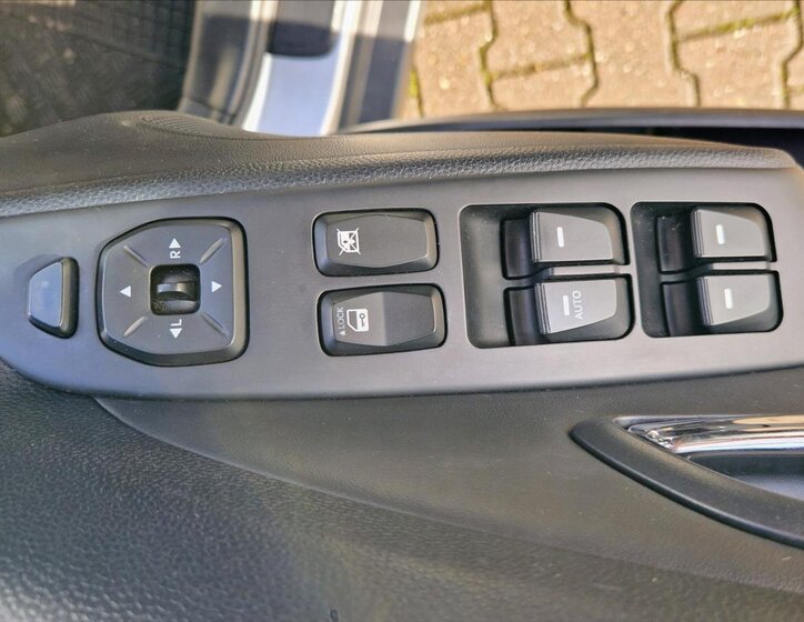 Hyundai ix35 SUV / Terénní 1,6 l 99 kw