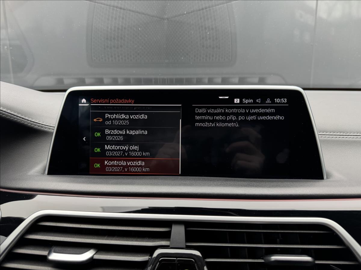 BMW Řada 7 Sedan 3,0 l 250 kw