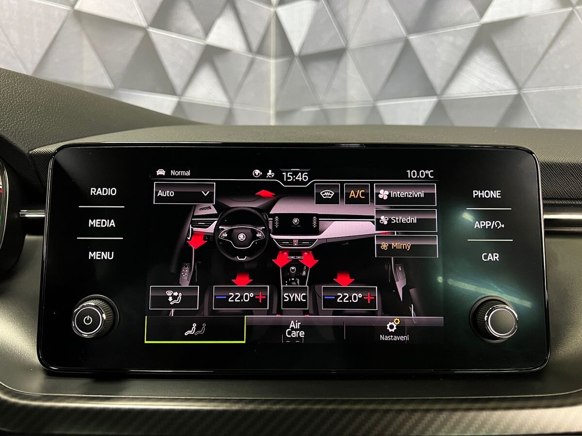 Škoda Kamiq SUV / Terénní 1,5 l 110 kw