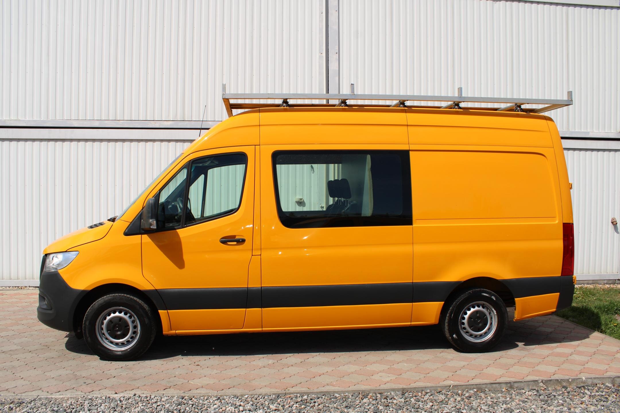 Mercedes-Benz Sprinter Užitková 2,1 l 120 kw