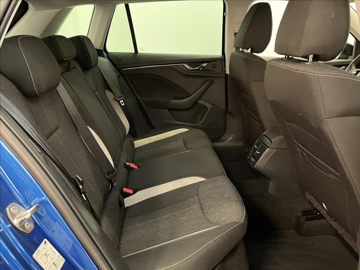 Škoda Kamiq Hatchback 999,0 85 kw