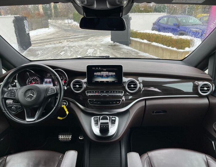 Mercedes-Benz Třídy V 18