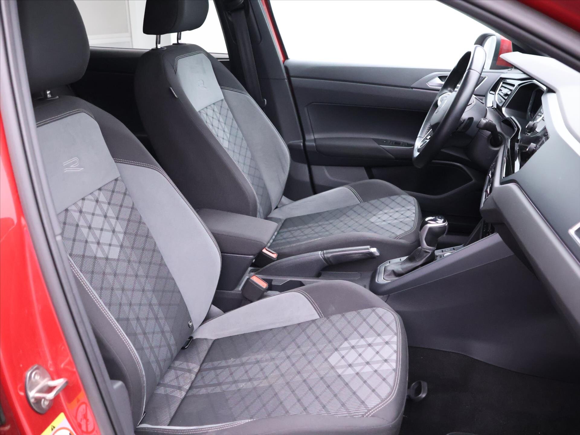 Volkswagen Taigo SUV / Terénní 1,5 l 110 kw