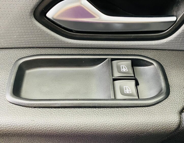 Renault Express Skříň 1,5 l 70 kw