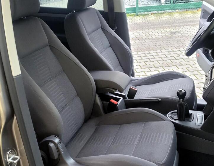 Volkswagen Touran 30