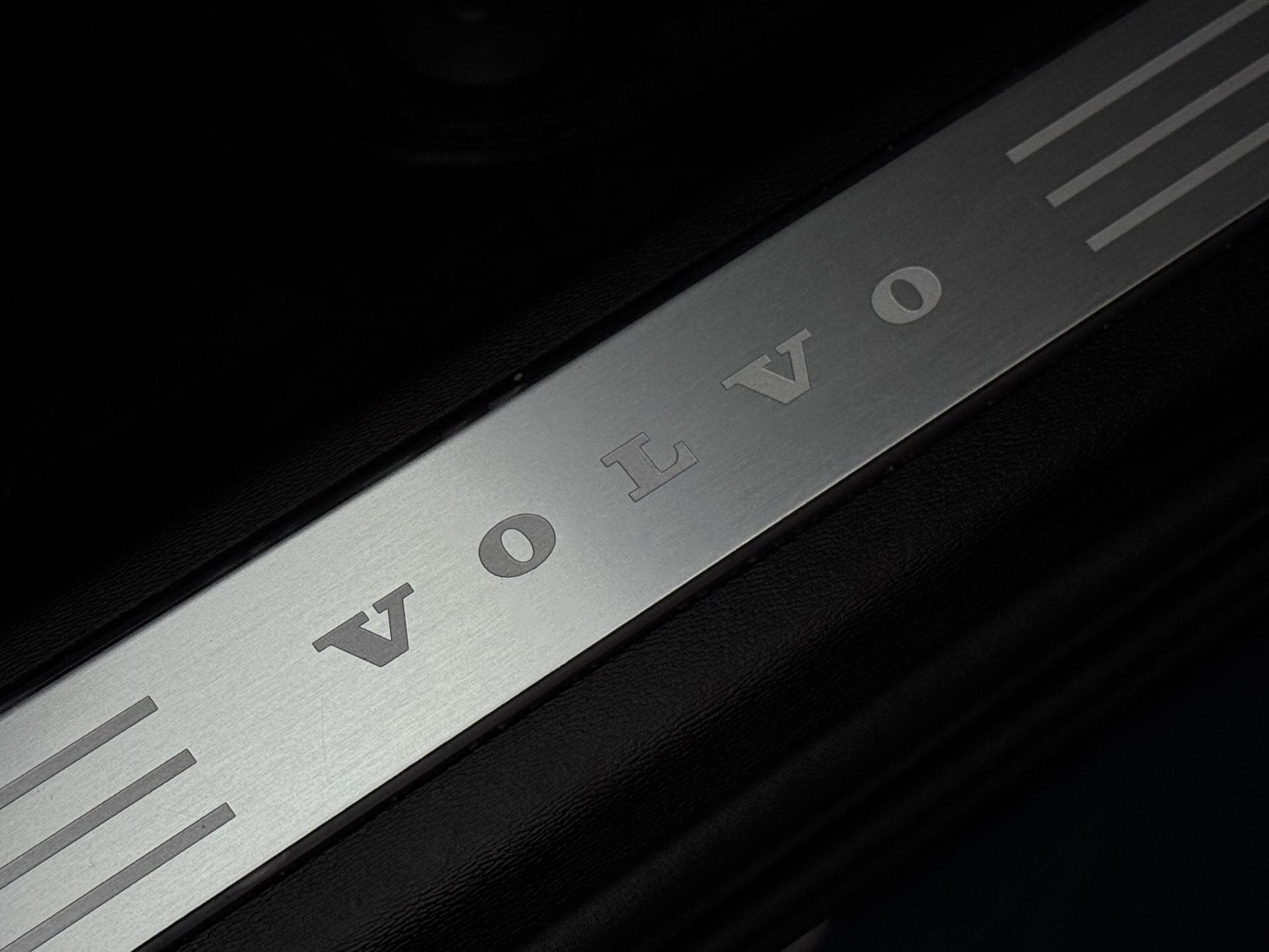 Volvo XC90 SUV / Terénní 2,0 l 173 kw