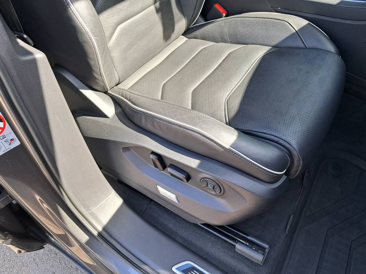 Volkswagen Touareg SUV / Terénní 3,0 l 210 kw