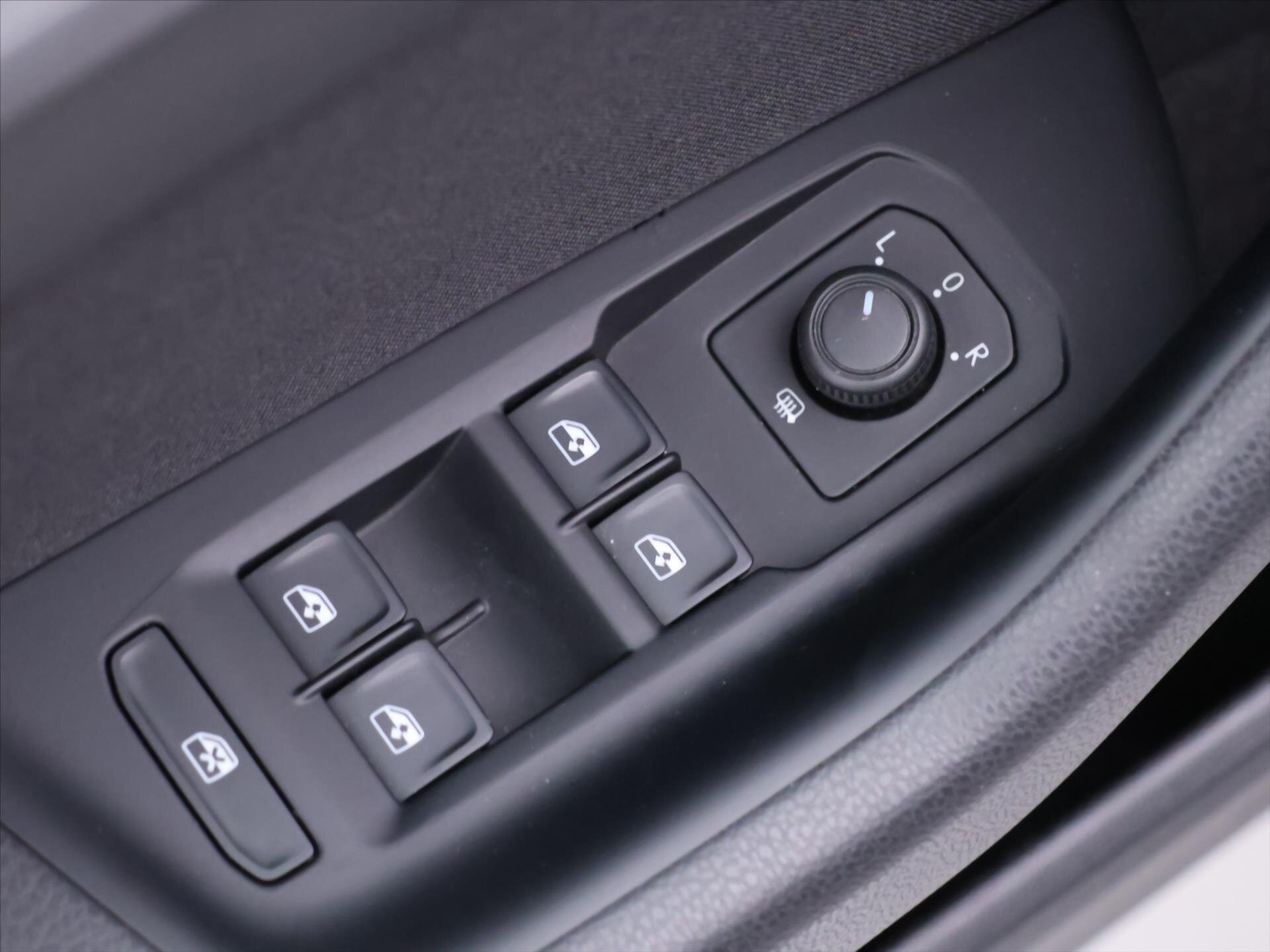 Volkswagen Passat Kombi 1,5 l 110 kw