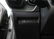 Peugeot 208 Hatchback 1,2 l 74 kw