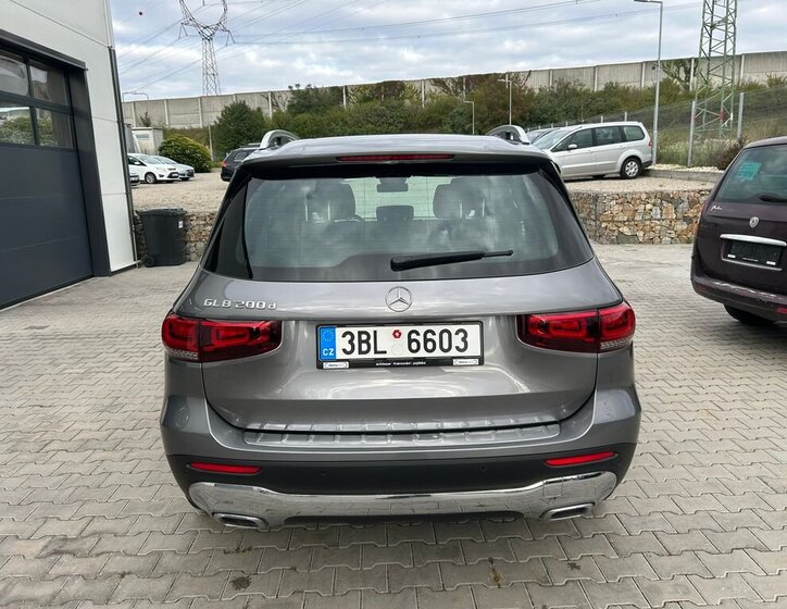 Mercedes-Benz GLB SUV 2,0 l 110 kw