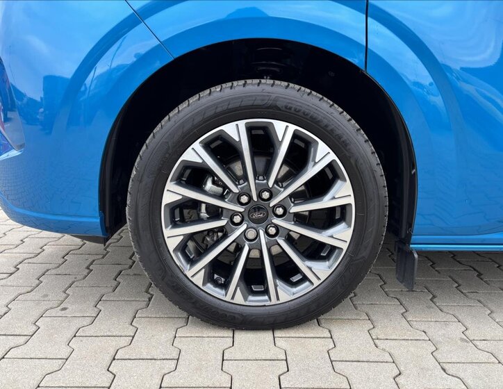 Ford Tourneo Custom MPV 0,0 160 kw