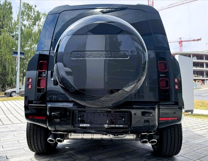 Land Rover Defender SUV / Terénní 5,0 l 313 kw