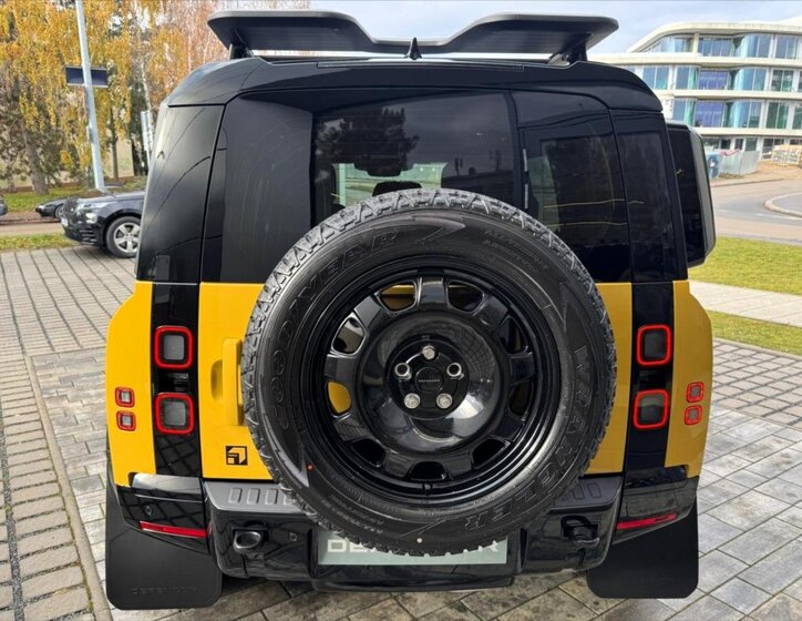 Land Rover Defender SUV 3,0 l 257 kw