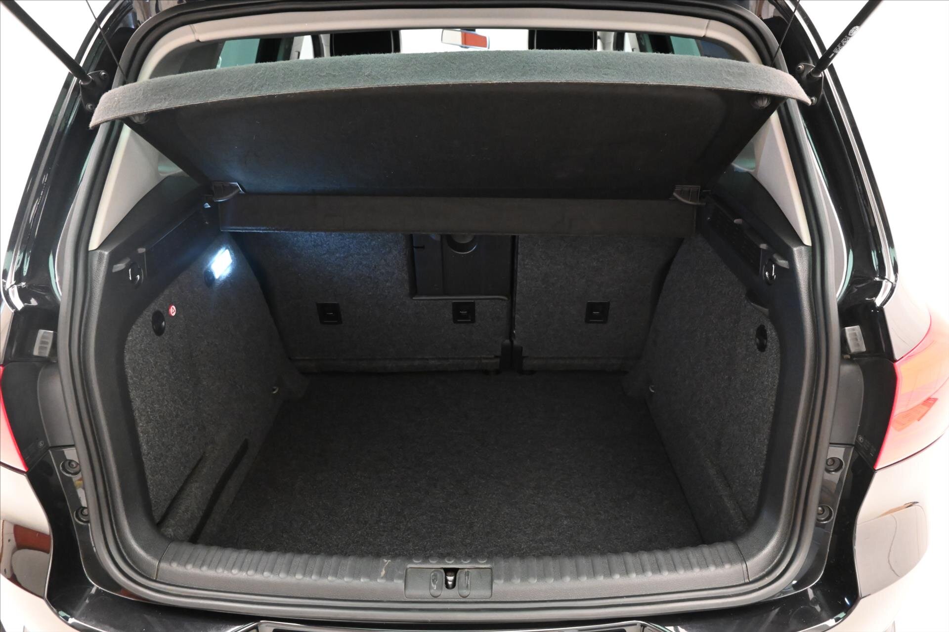 Volkswagen Tiguan SUV 2,0 l 103 kw