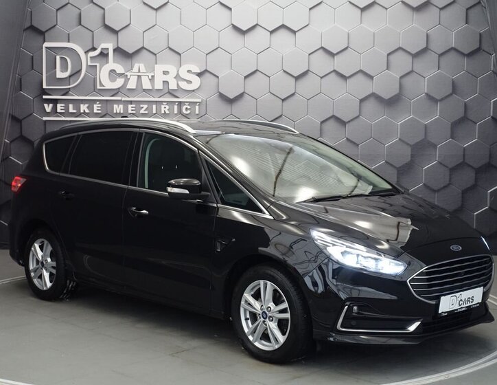 Ford S-MAX 6