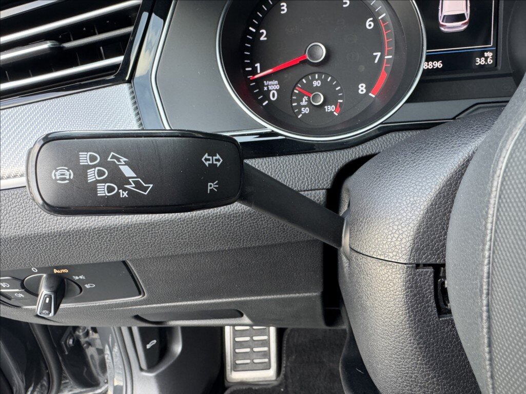 Volkswagen Passat Kombi 1,5 l 110 kw