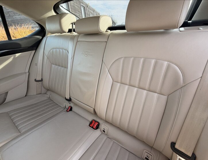 Škoda Superb Liftback 2,0 l 140 kw