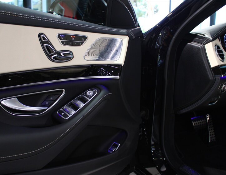 Mercedes-Benz Třídy S 10