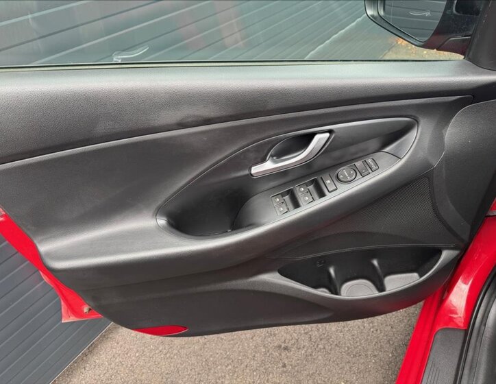 Hyundai i30 Kombi 1,4 l 103 kw