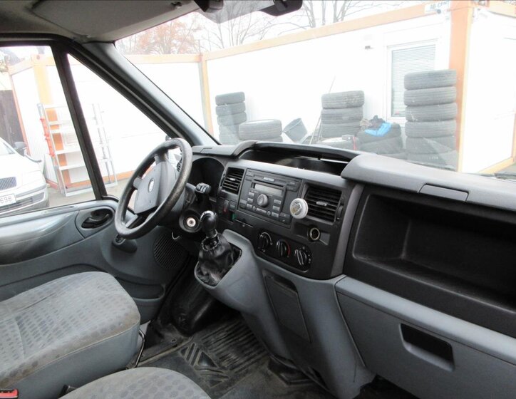 Ford Transit 10