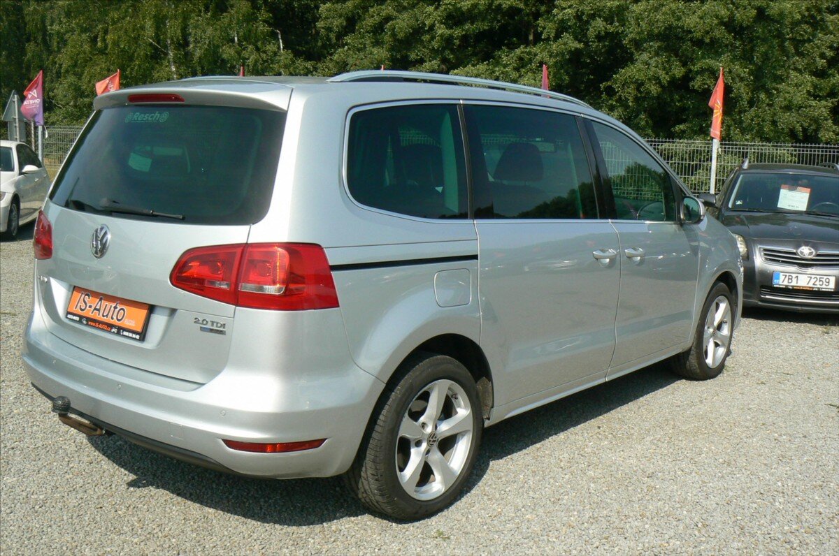 Volkswagen Sharan MPV 2,0 l 103 kw