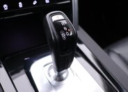 Land Rover Discovery Sport SUV / Terénní 2,0 l 110 kw