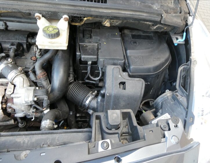 Peugeot 5008 MPV 1,6 l 115 kw