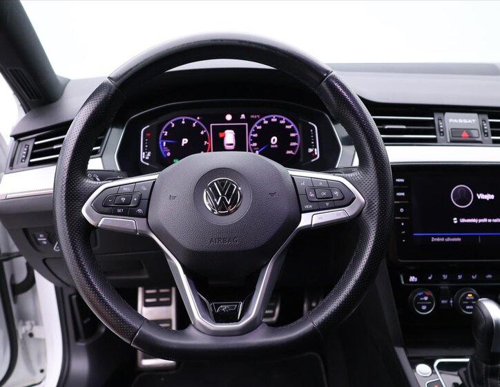 Volkswagen Passat Kombi 2,0 l 200 kw