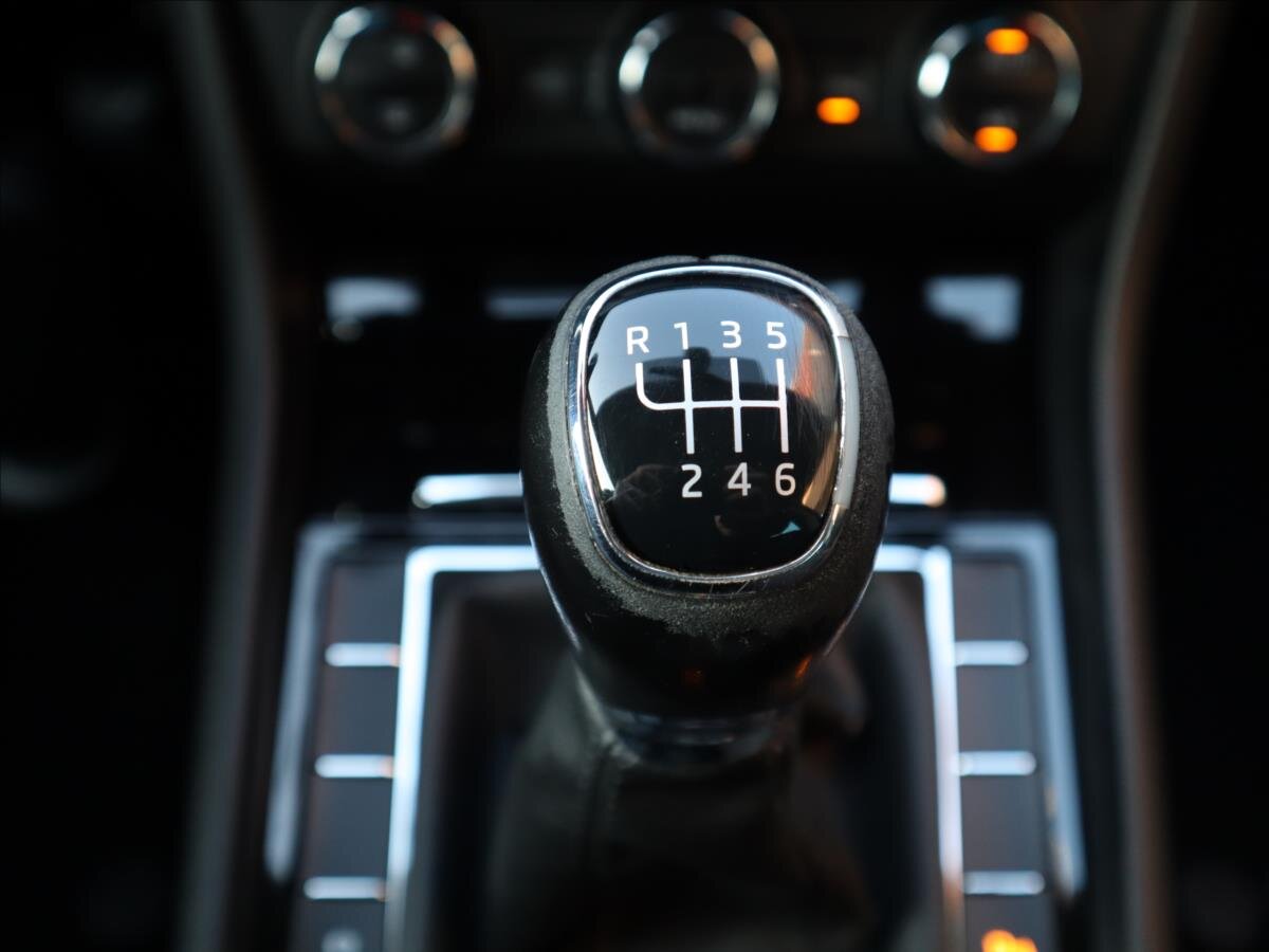 Škoda Superb Kombi 2,0 l 110 kw