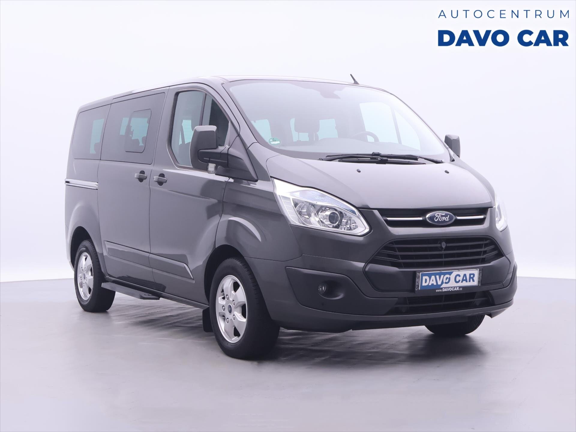 Ford Tourneo Custom MPV 2,2 l 114 kw