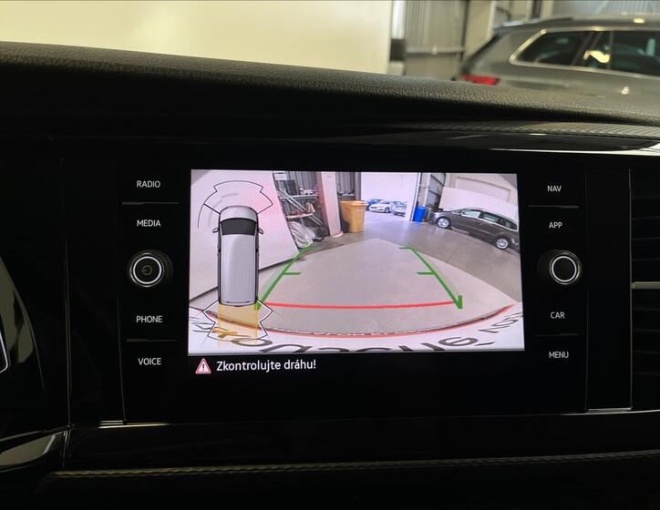 Volkswagen Multivan 11