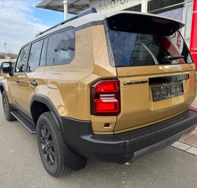 Toyota Land Cruiser 6