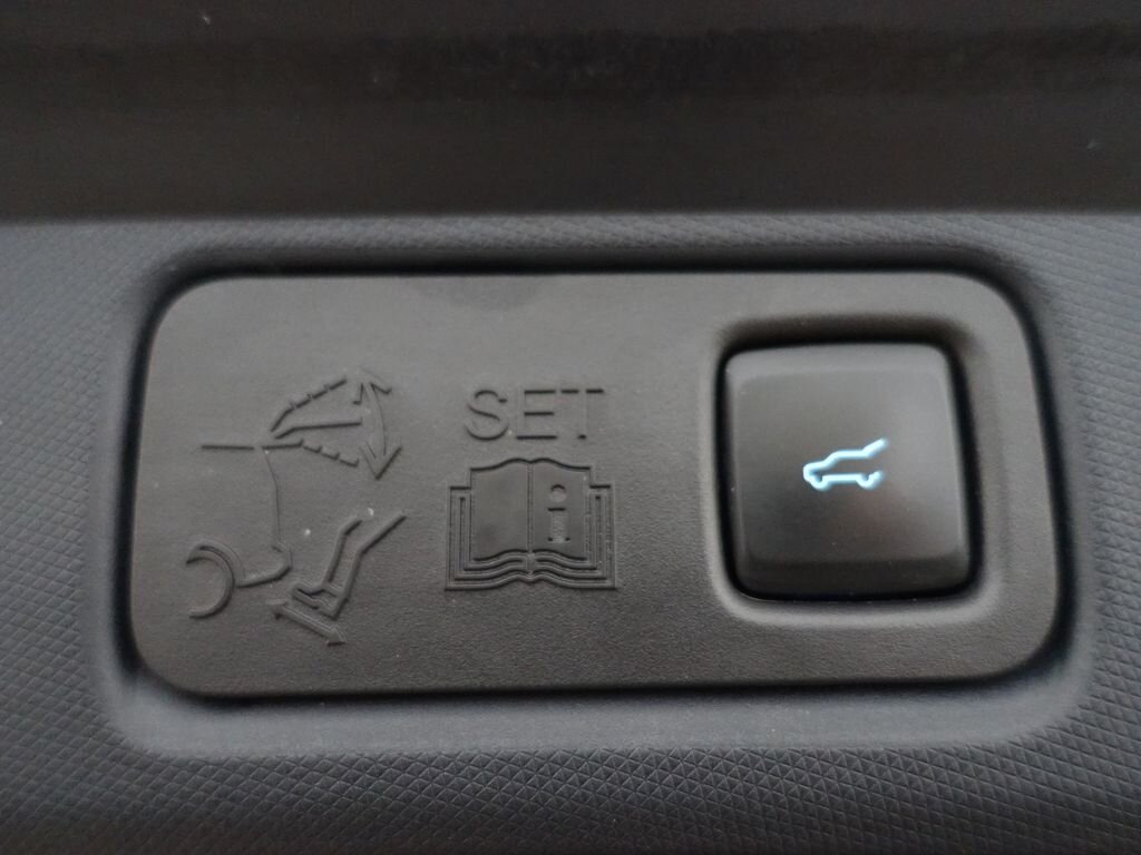 Ford Mustang Mach-E SUV / Terénní 0,0 198 kw