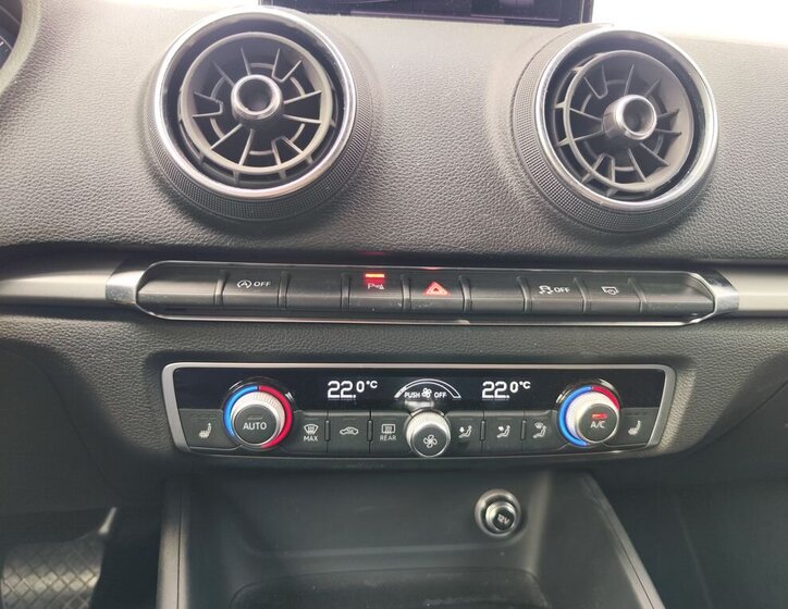 Audi A3 Sedan / Limuzína 2,0 l 110 kw