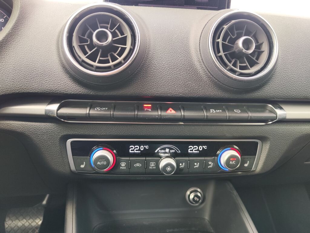 Audi A3 Sedan / Limuzína 2,0 l 110 kw