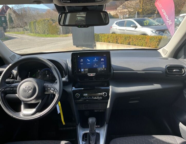 Toyota Yaris Cross SUV / Terénní 1,5 l 68 kw