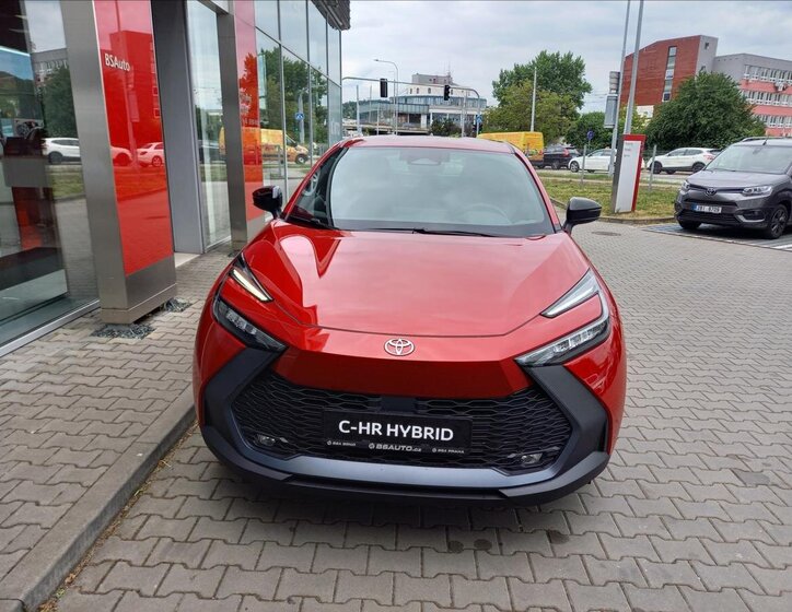 Toyota C-HR Hatchback 1,8 l 103 kw