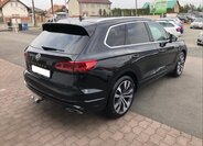 Volkswagen Touareg Kombi 3,0 l 210 kw