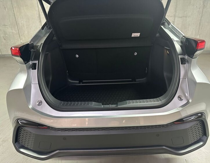 Toyota C-HR Hatchback 1,8 l 90 kw